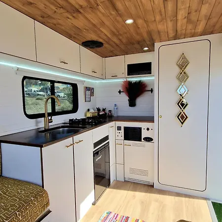 캠프장 Static Camper In Front Of The Sea 엘메다노